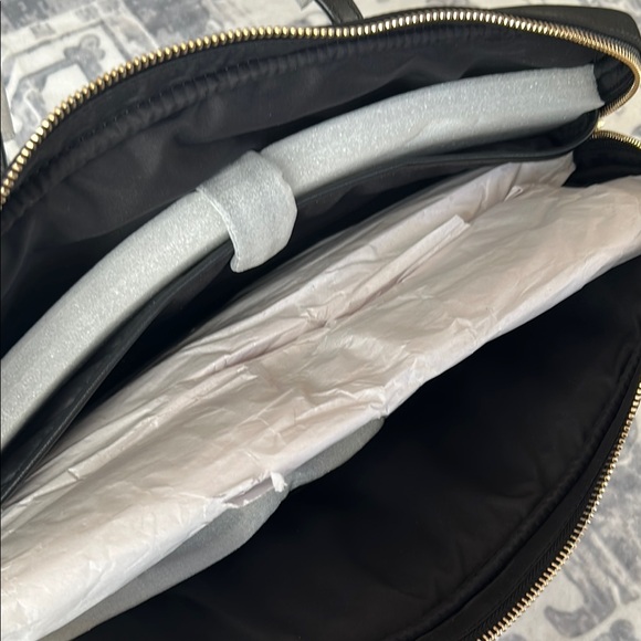 Kate Spade Black and Gold Laptop Bag NWT - Picture 7 of 8